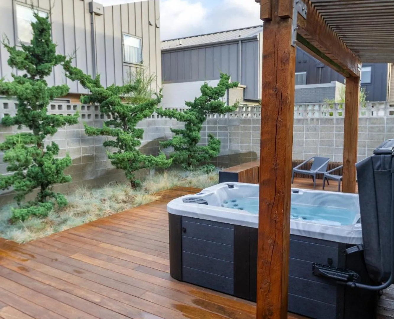 כרייסטצ'רץ' Luxury King Studio With Spa And Private Carpark