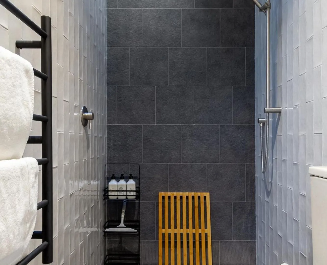 כרייסטצ'רץ' Luxury King Studio With Spa And Private Carpark 0*,